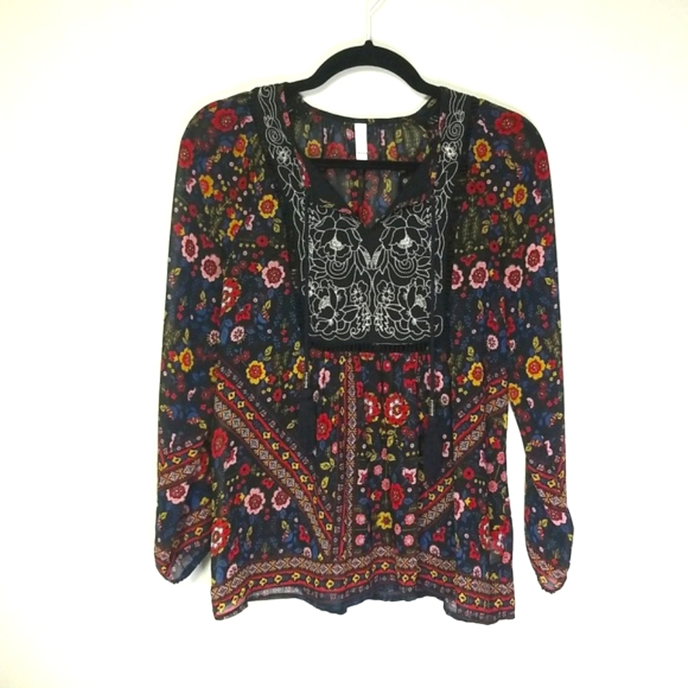 Boho Floral Top - Picture 3 of 8